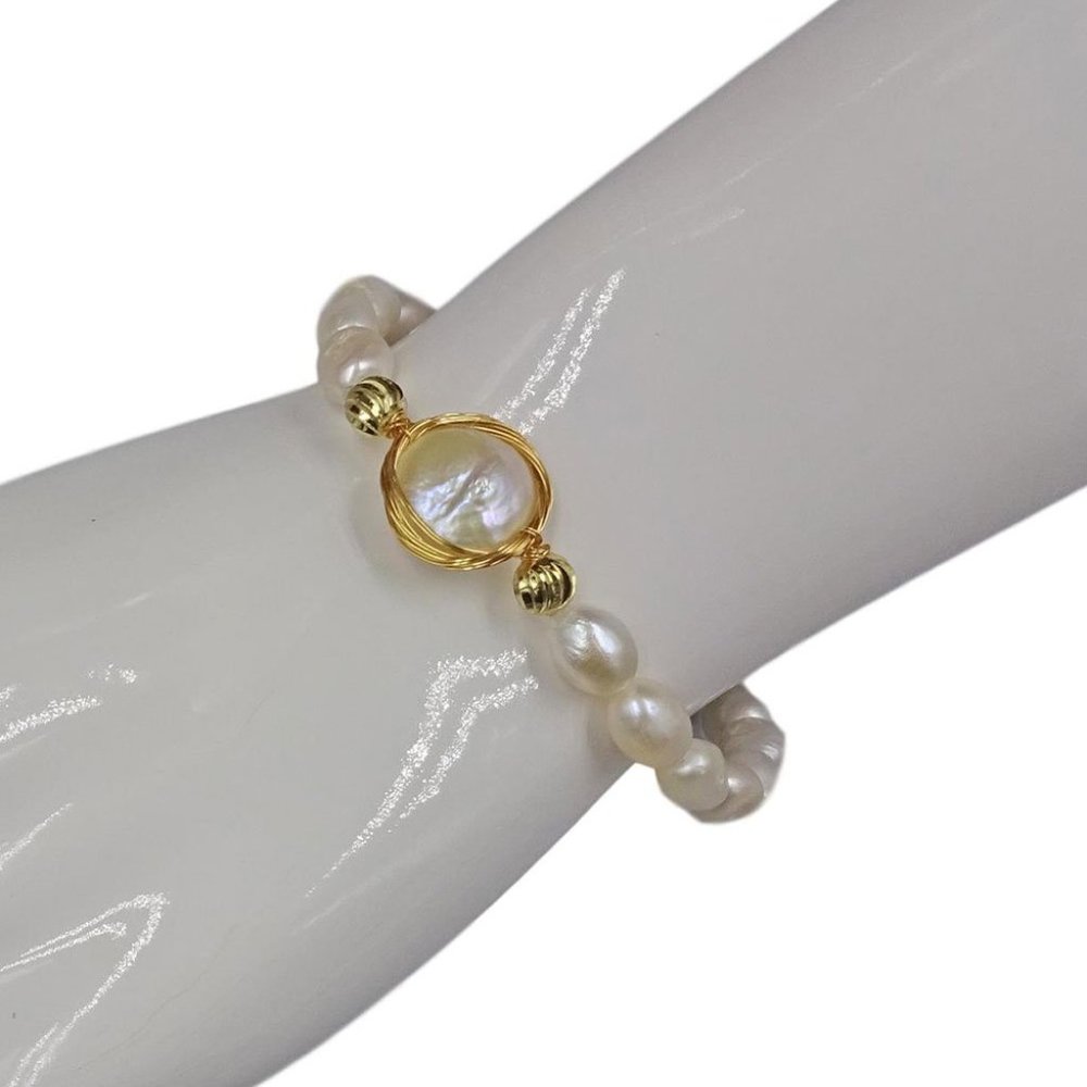 New Cultured Pearl 18k Gold Plated Silver Beaded Stretch Bracelet